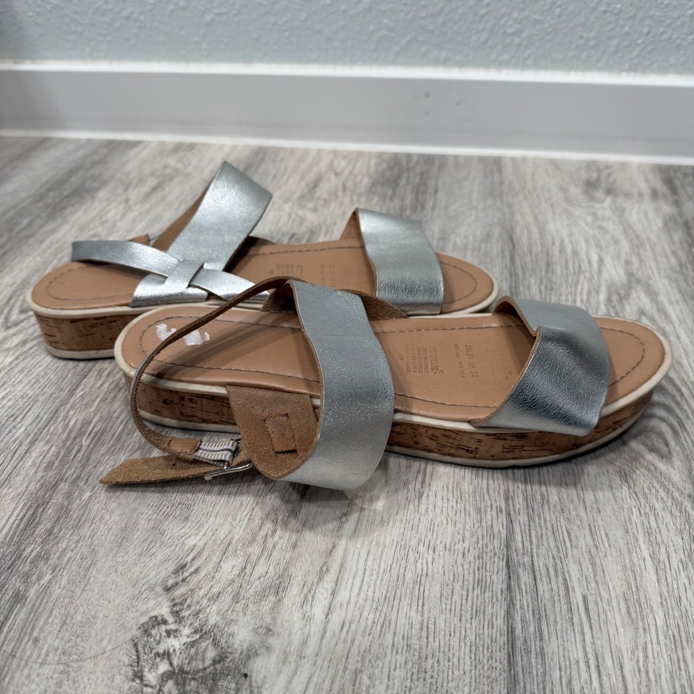 Andrea Womens Silver Metallic Platform Cork Wedge Buckle Ankle Strap Sandals 8.5